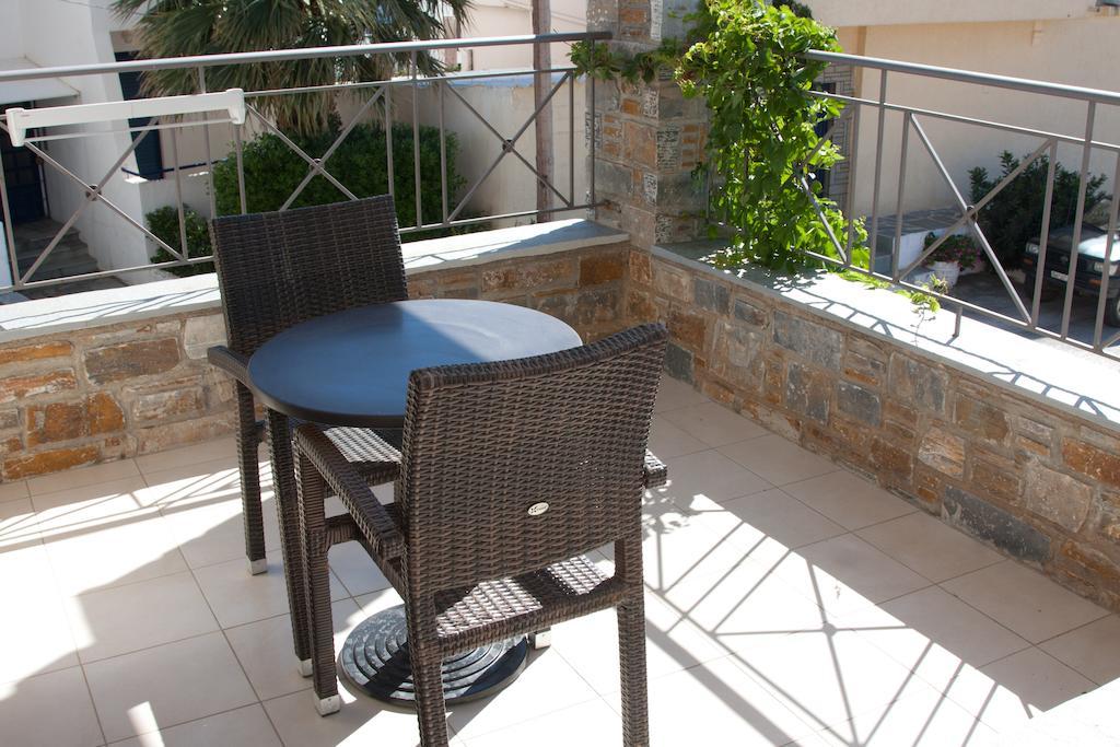 Thea Hotel - Studios & Suites Marmari  Zimmer foto